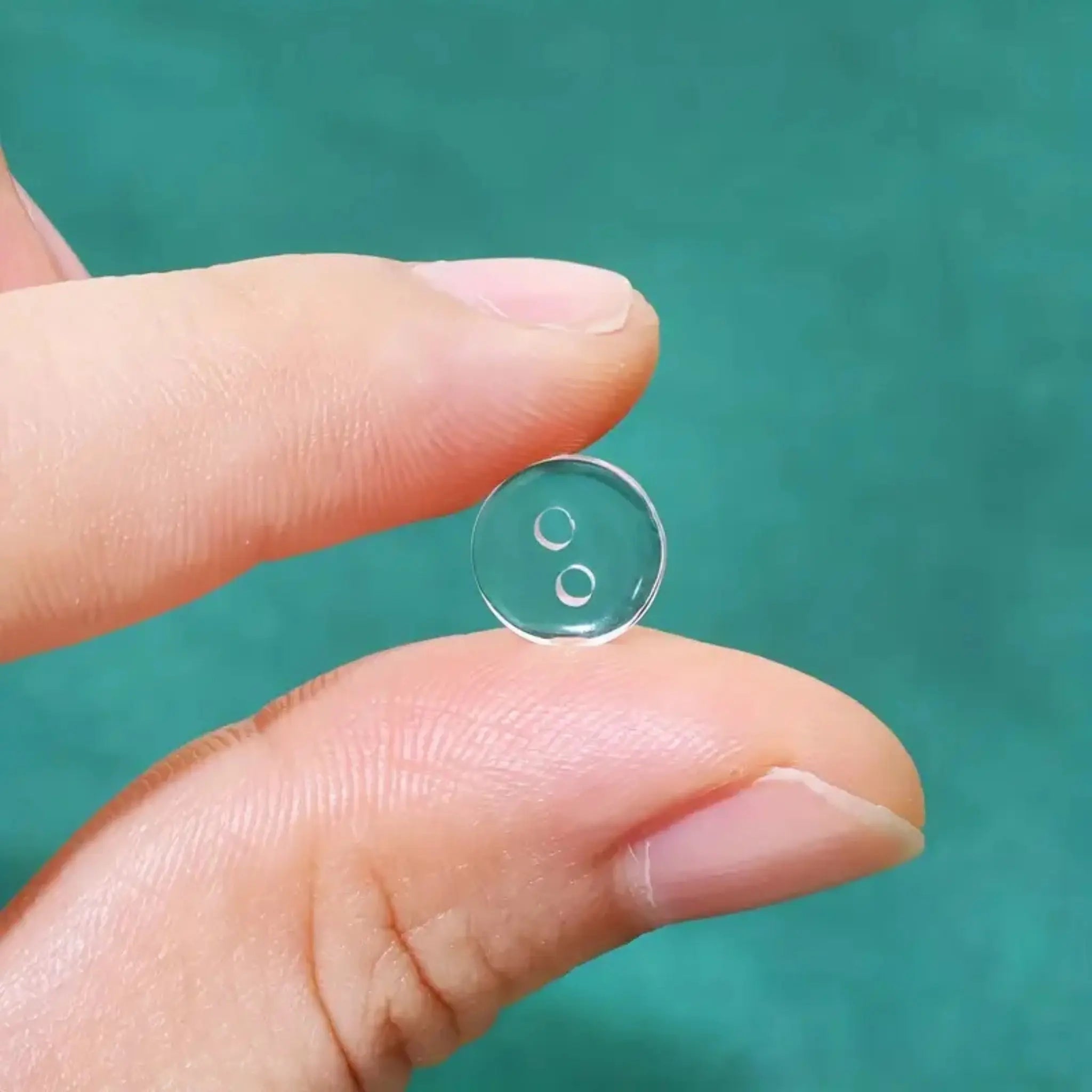 Lot 10 Boutons Résines 15 mm 2 Trous La Bobine Déjantée